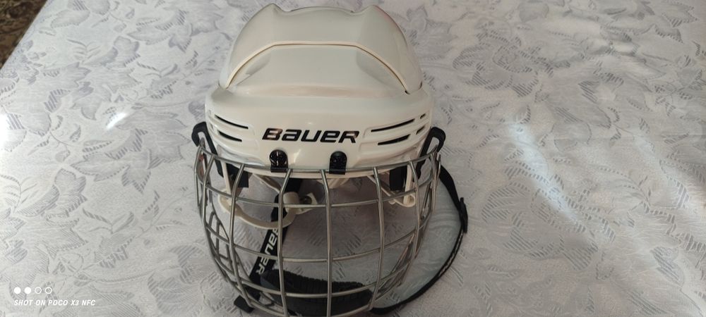 Шлем хоккейный детский