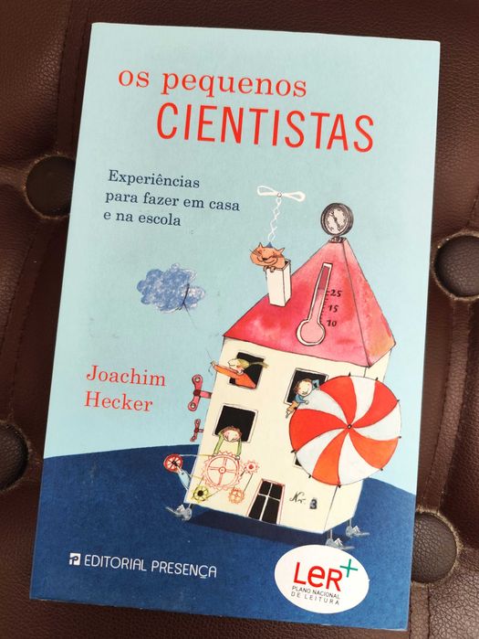 Livro Os Pequenos Cientistas -Experiências para fazer em casa...