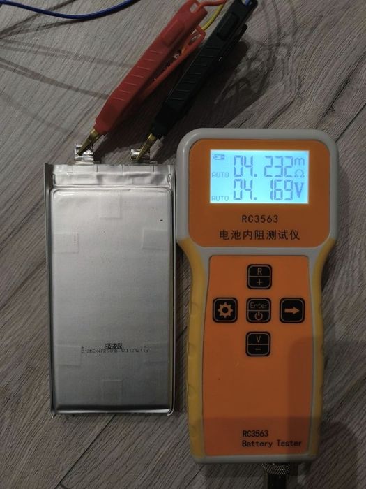 Li-Ion акумулятори 3.7V 10Ah (в наявності 26шт) Pouch-cell, soft-pack