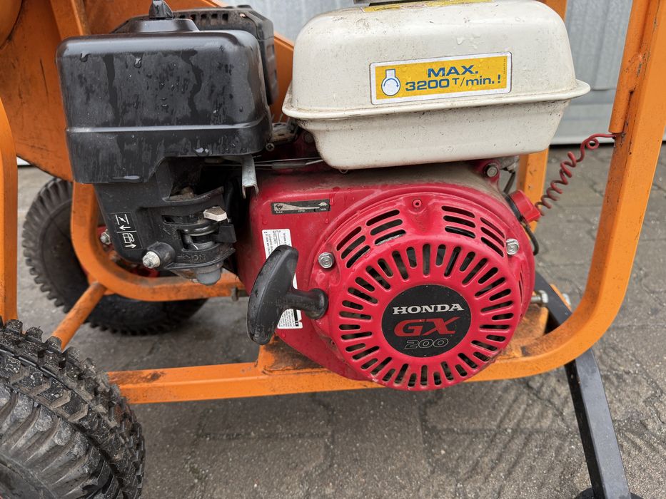 Rębak rozdrabniacz Eliet  do gałęzi minor 4s