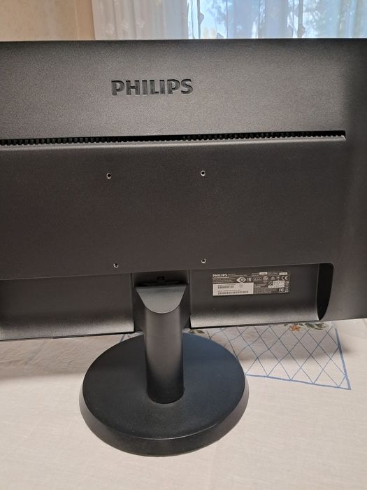 Продам мММонитор PHILIPS диагональ 23.6.6