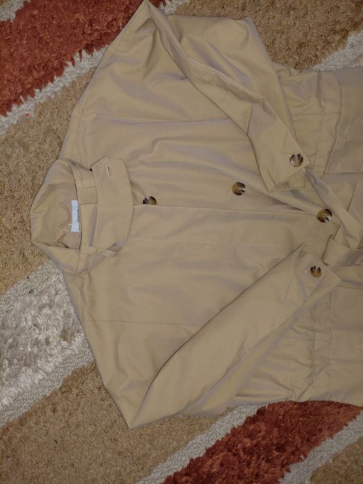 Плащ reserved розмір М (XL)