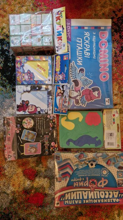 Краски,пластилин,наборы для рисования,фотобумага