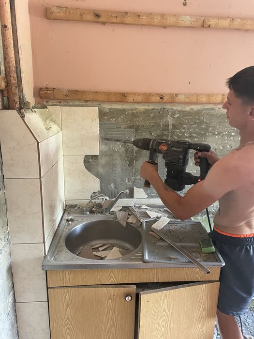 Демонтажеі роботи Львів | Вивіз будівельного сміття Львів |  послуги демонтажу | Демонтаж під ключ