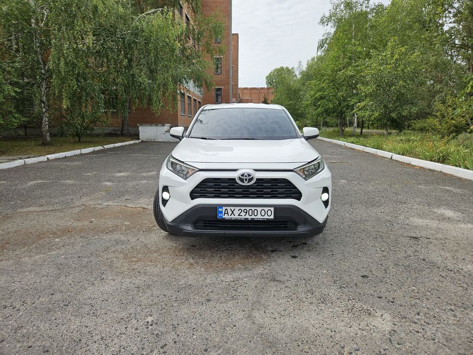 Продам RAV 4, 2021 р.  мех(6-ст)