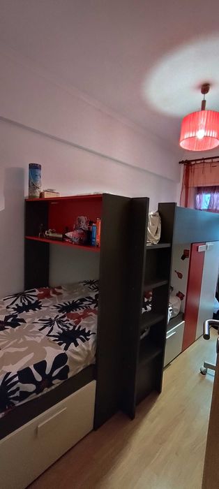 Conjunto de móveis para o quarto