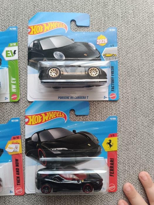 Hot wheels mainlines