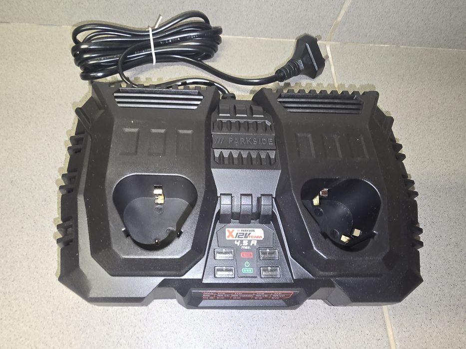 Carregador duplo 12V
