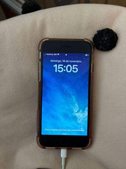 Vendo iPhone SE (2020 64 GB preto MHGP3QyL/A
