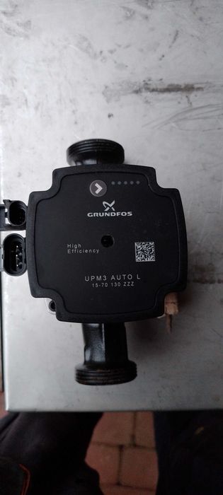 Pompa elektroniczna GRUNDFOS UPM3 AUTO L .15-70. 130 ZZZ