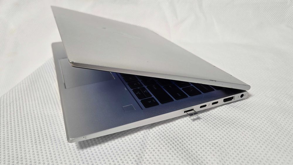HP EliteBook x360 830 G8