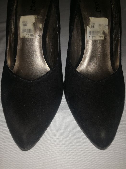 Czarne zamszowe szpilki rozm. 36