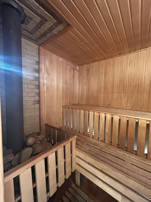 ПРОДАЖ Будиноку  з ЯКІСНИМ  ремонтом та меблями!!!