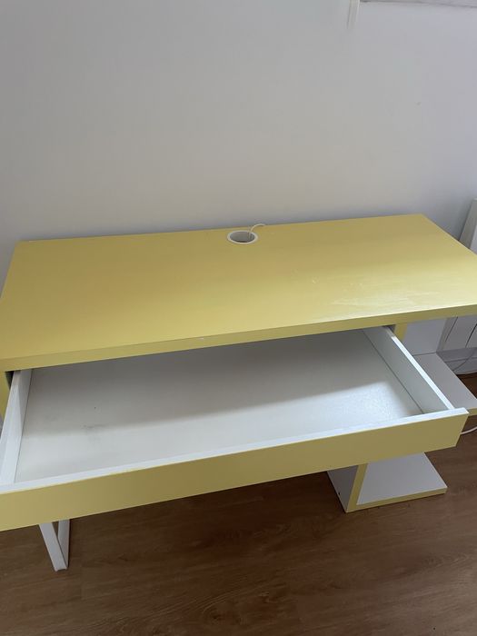 Secretária + cadeira