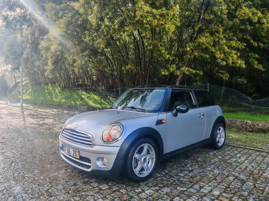 Mini Cooper 1.6 diesel  livro rev. Ótimo troco