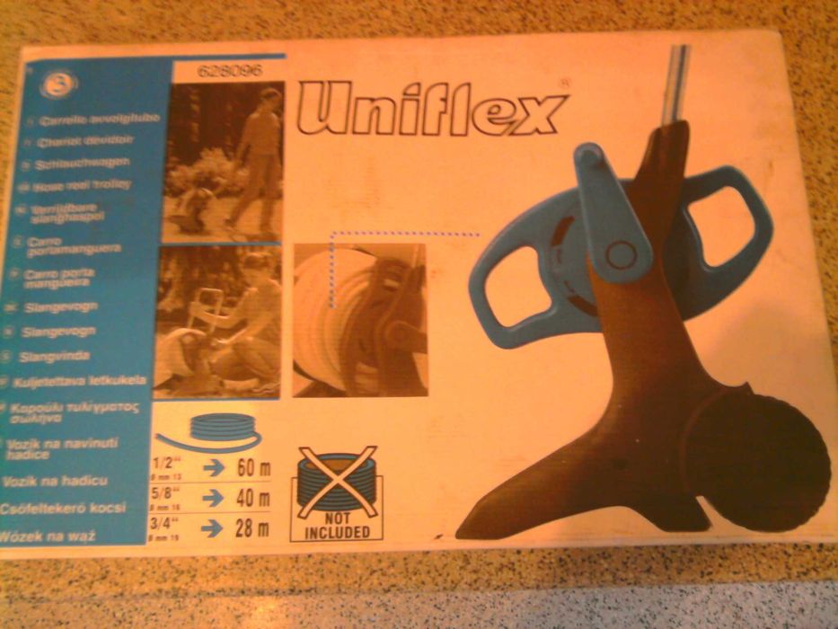 Carro para enrolar mangueira em plástico "NOVO"