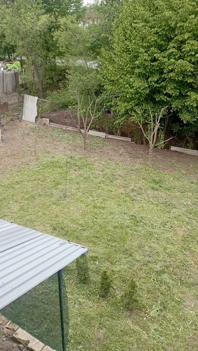 Продам дачний будинок