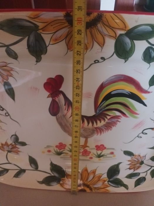 Fabulosa travessa com extraordinária pintura