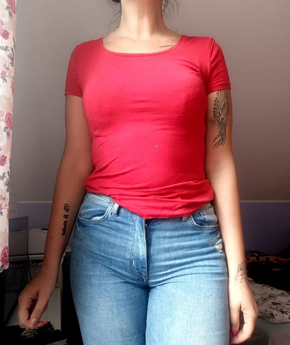 Czerwona klasyczna bluzka xs Basic krótki rękaw