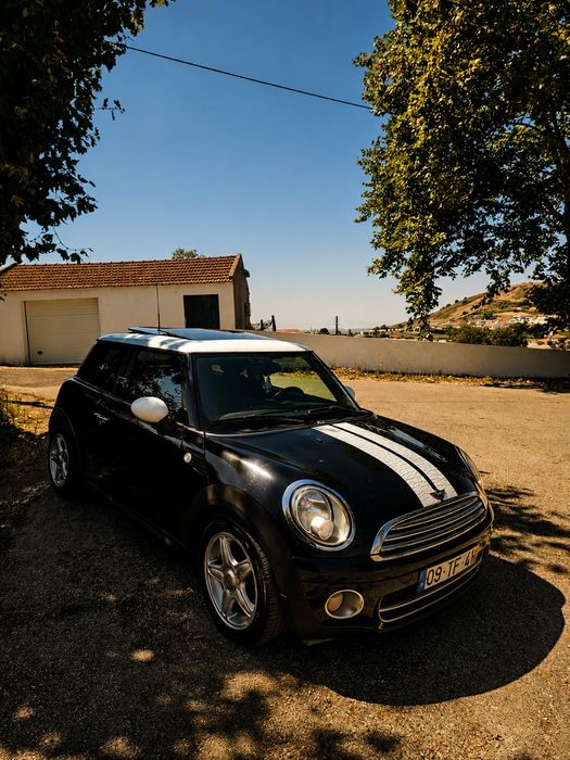 Mini cooper one D 1.6 diesel teto panorâmico