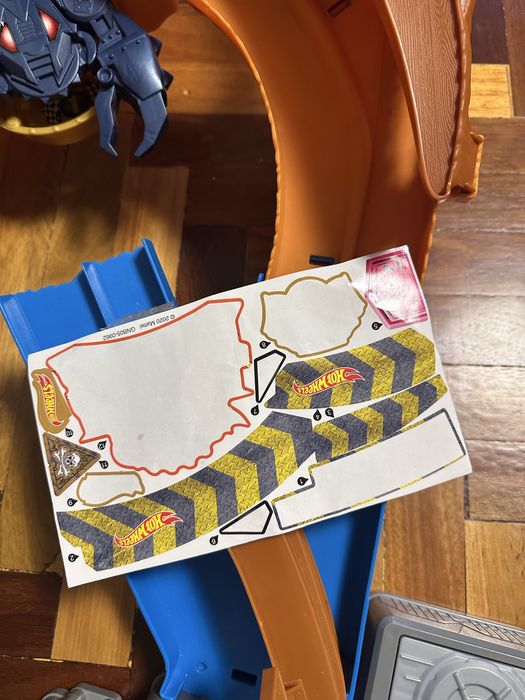 Трек hot wheels Жало скорпіона монстер трак