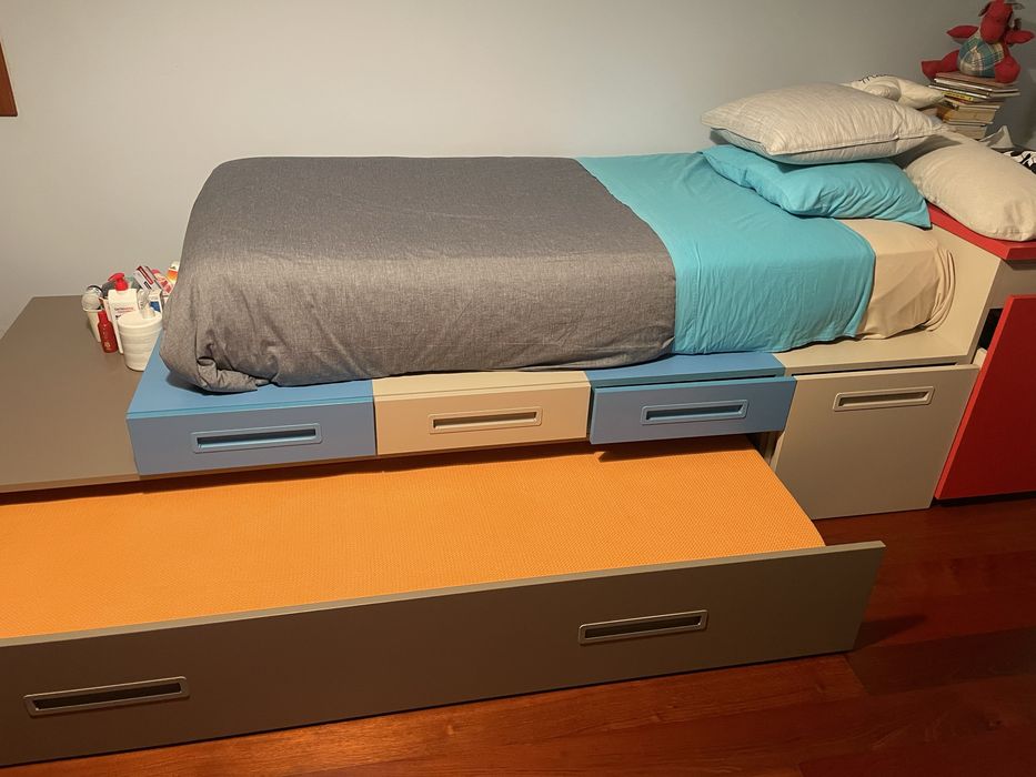 Quarto juvenil (masculino)