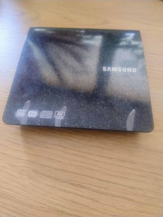 Sprzedam Napęd Zewnętrzny Do Laptopa