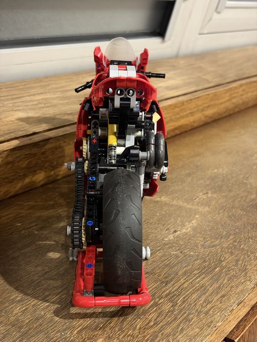Lego Ducati panigale V4 R