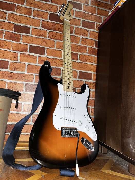 Електрогітара Squier Sonic Strat MN