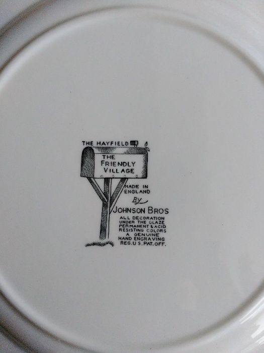 Prato decorativo. Porcelana inglesa, gravado à mão