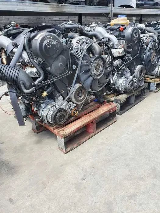 BMW F11 5 Série 4X4 Avant Gauche et Droite Amortisseur Set 6852929
