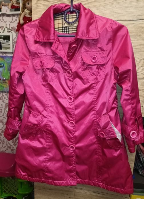 Курточка плащ, на дівчинку 10років 134-140