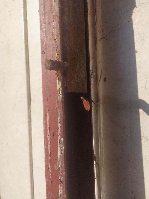 Brama z grubej stali