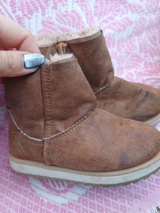 Дитяче взуття, зимове взуття