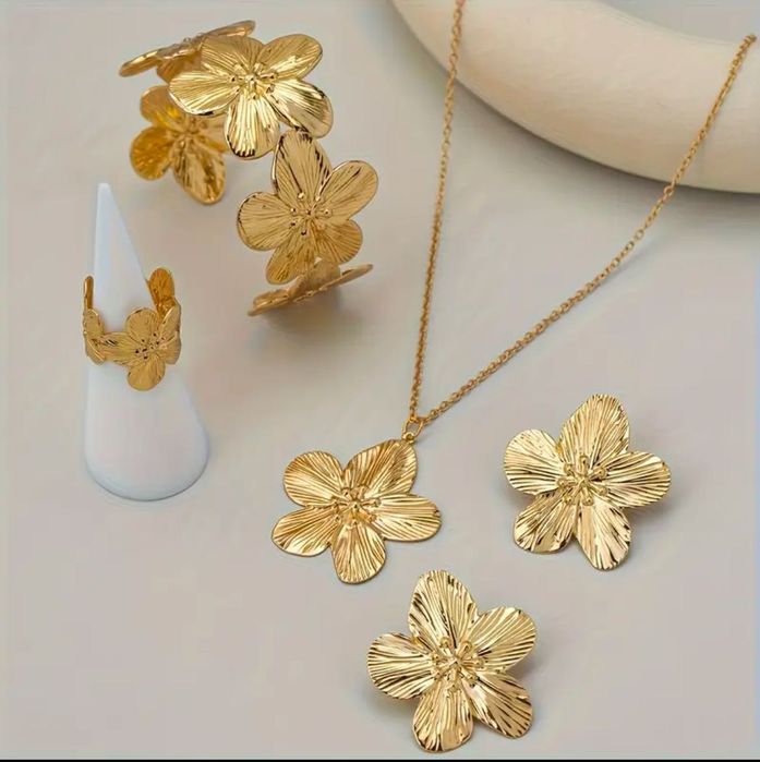 Жіноча сукня святкова довга М - XXL