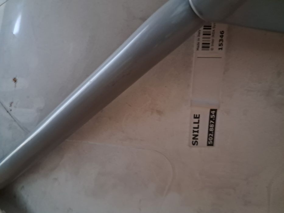 Mesa e Cadeira IKEA