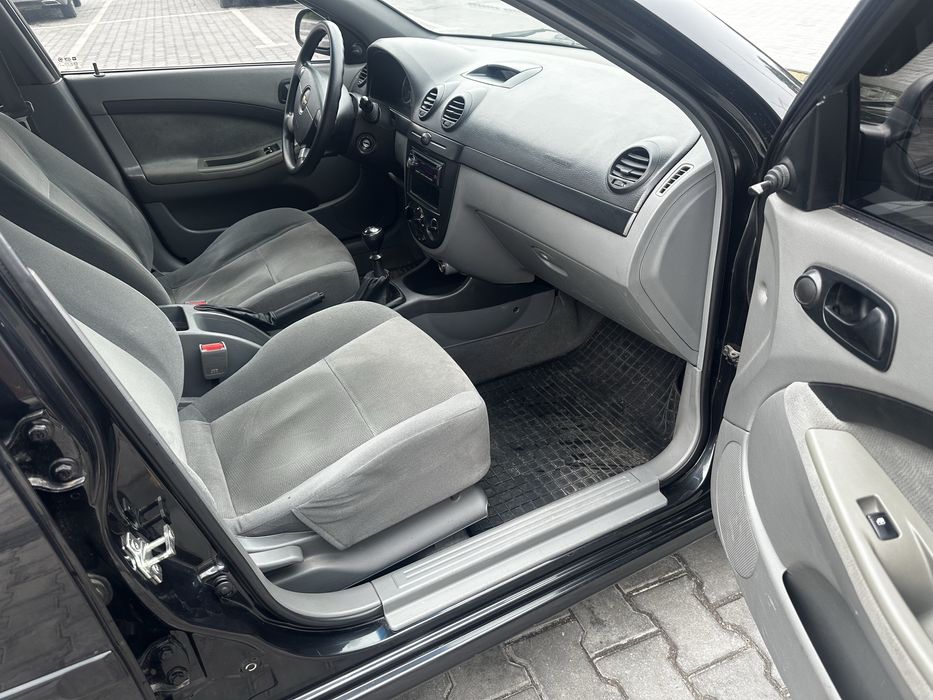 Chevrolet lacetti 2010г