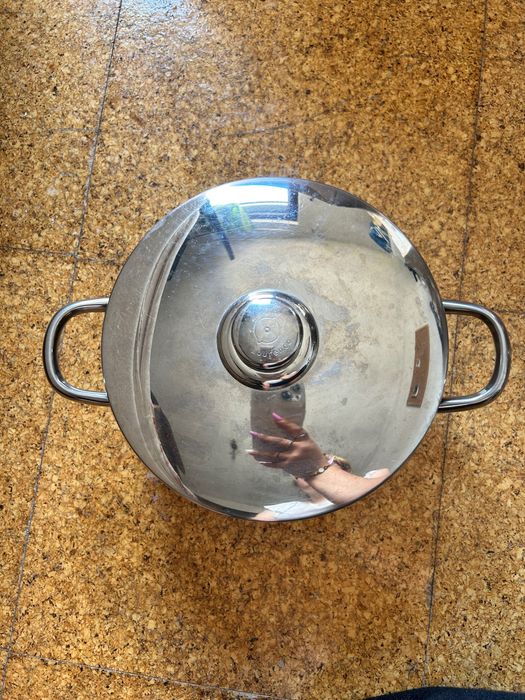 Vendo Conjunto de Panelas