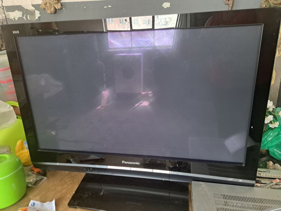 Panasonic TH37PX80EA
