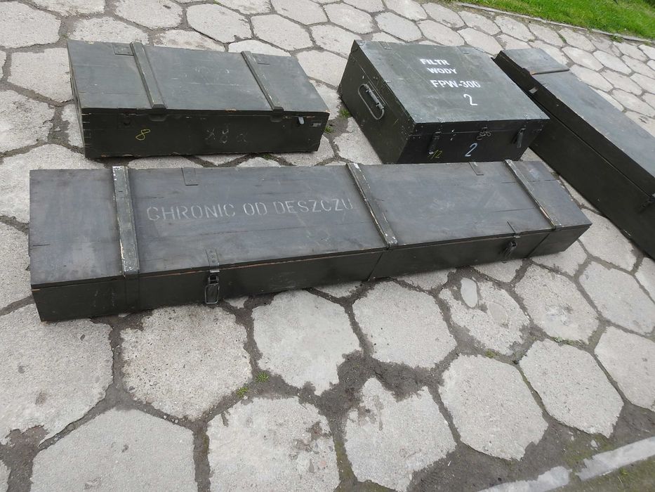 skrzynia-drewniana-du-a-ma-a-skrzynie-wojskowe-do-warsztatu-ogrodu