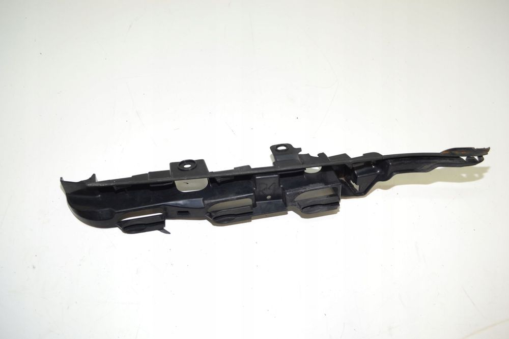 BMW E46 SEDAN ŚLIZG PROWADNICA ZDERZAKA PRAWY TYŁ 7030614