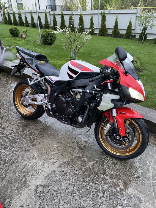Honda CBR1000rr 2006 Fireblade sc57