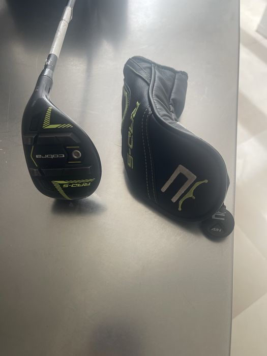 Golfe Híbrido 4 Cobra Rad-S