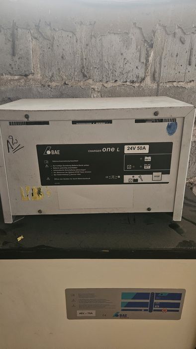 Ładowarka 24V baterii akumulatorów trakcyjnych prostownik 50A