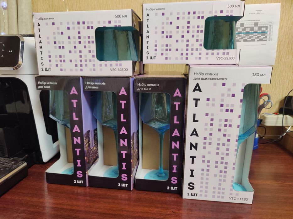 Продам набір келихів