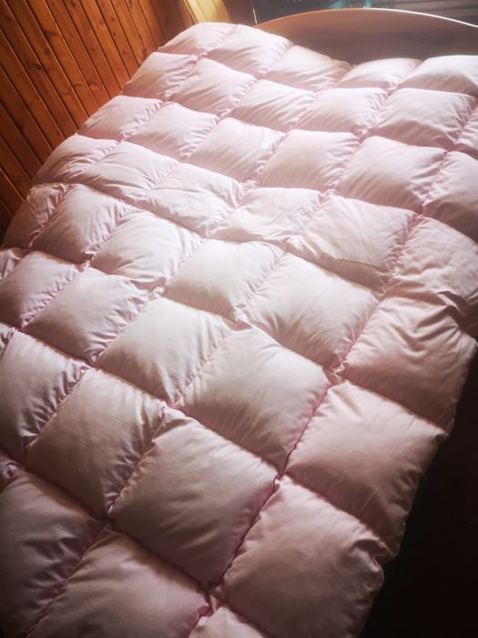 Pierzyna z pierza duza 140 cm 180 cm pikowana