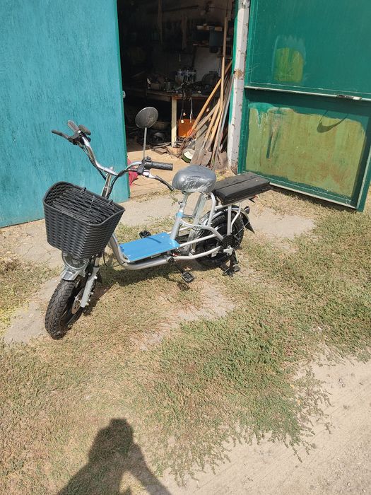 Єлектромопед MINAKO Monster PRO