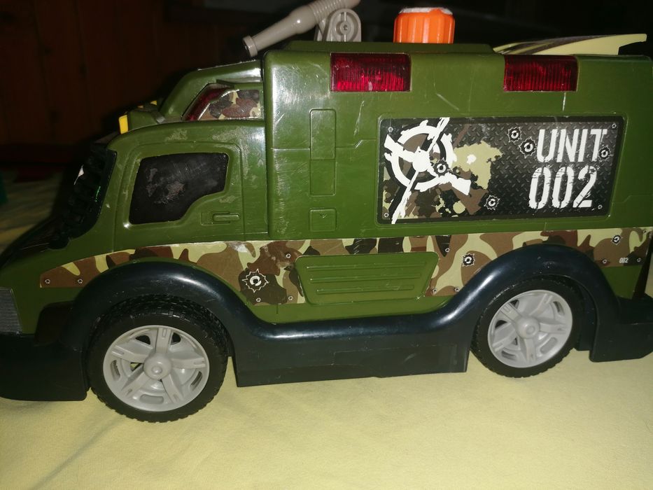 Машинки для дітей