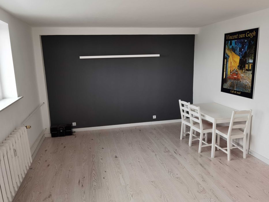 Piso de 2 habitaciones en el centro de Trzebnica | Gran balcón • Cocina independiente • Kościelna 17 |  2 pokojowe w centrum Trzebnicy Koscielna 17