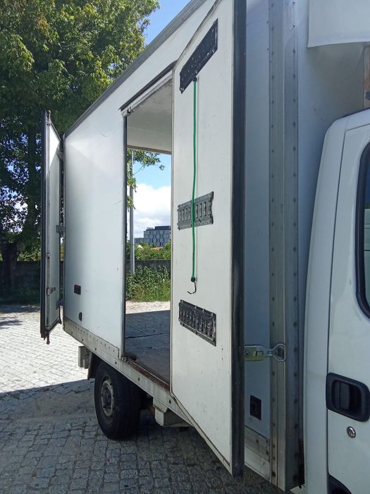 Mudanças transportes e montagens profissionais